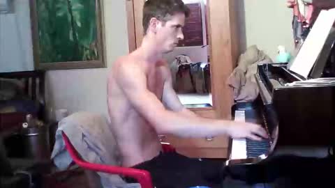 Snapshot of twoforallprivate chatting on December 3, 6:49 pm TobeBritta online show from December 3, 6:49 pm