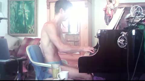 Snapshot of twoforallprivate chatting on December 14, 4:23 pm TobeBritta online show from December 14, 4:23 pm