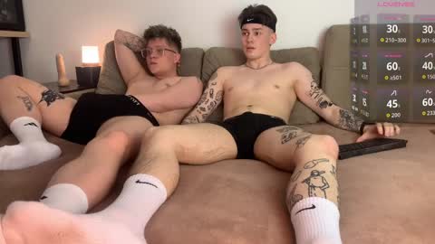 Noah blonde and Josh dark hair Nike guy online show from April 5, 3:20 pm