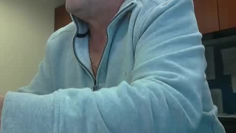 Twopeopleinlove online show from February 2, 8:30 pm