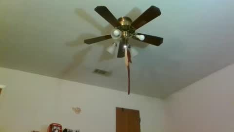 Snapshot of txblackbird chatting on December 22, 4:04 pm txblackbird online show from December 22, 4:04 pm