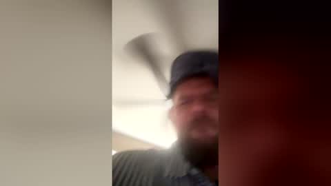 ty_barrett94642677 online show from May 15, 10:50 pm