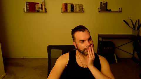 Snapshot of ty_lerdavid chatting on November 22, 9:52 am TylerDavid online show from November 22, 9:52 am