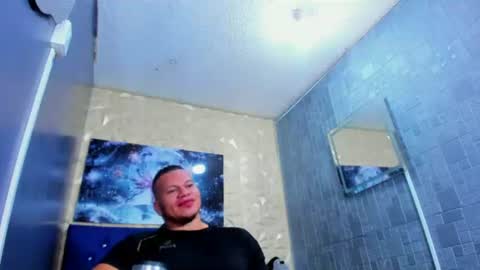 Tyleer Scot online show from June 12, 2:05 pm