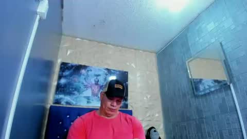 Tyleer Scot online show from June 23, 2:59 pm