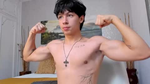 Snapshot of tyler_durtenn chatting on November 8, 3:50 am Tyler online show from November 8, 3:50 am