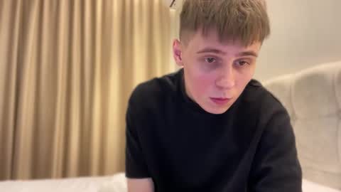 tyler_garrner online show from September 15, 6:19 pm