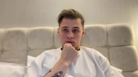 tyler_garrner online show from September 20, 6:42 pm