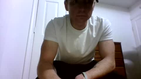 tylerdurden06 online show from May 2, 12:59 am