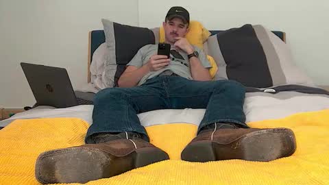 TylerLogan813 online show from September 29, 8:57 pm