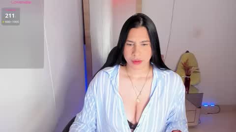 tylor_love online show from December 19, 9:33 pm