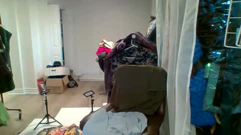 Snapshot of typespirit chatting on March 29, 5:24 pm typespirit online show from March 29, 5:24 pm