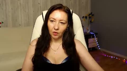 Snapshot of tyramories chatting on January 18, 11:54 am tyramories online show from January 18, 11:54 am