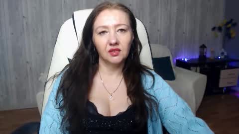 Snapshot of tyramories chatting on December 14, 11:04 am tyramories online show from December 14, 11:04 am