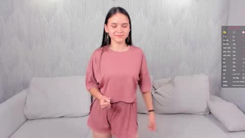 Emily online show from September 11, 3:34 pm