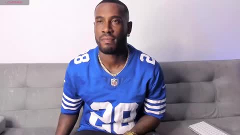 Snapshot of tyron_rulers chatting on March 12, 5:13 am Dvid Rullers online show from March 12, 5:13 am