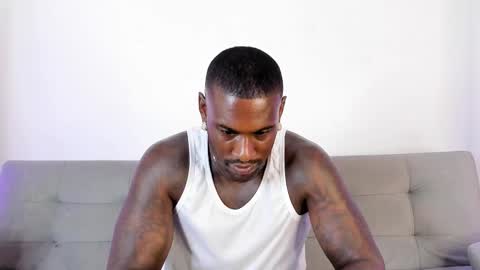 Snapshot of tyron_rulers chatting on September 22, 1:18 am Dvid Rullers online show from September 22, 1:18 am