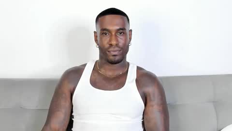 Snapshot of tyron_rulers chatting on November 20, 12:11 am Dvid Rullers online show from November 20, 12:11 am