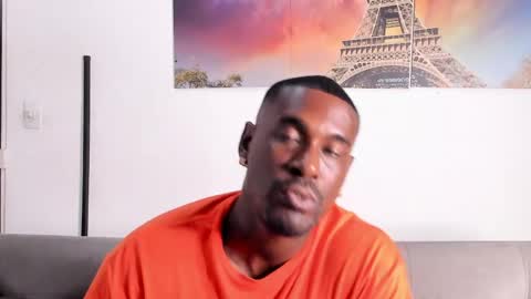 Snapshot of tyron_rulers chatting on May 27, 1:57 am Dvid Rullers online show from May 27, 1:57 am