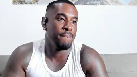 Snapshot of tyron_rulers chatting on June 11, 12:54 am Dvid Rullers online show from June 11, 12:54 am