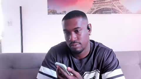 Snapshot of tyron_rulers chatting on June 11, 12:03 pm Dvid Rullers online show from June 11, 12:03 pm