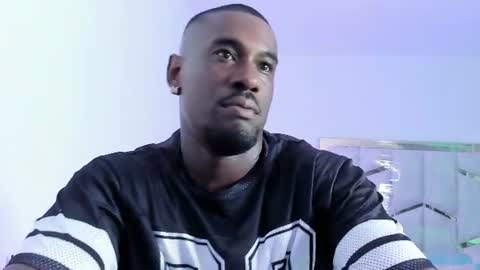Snapshot of tyron_rulers chatting on June 24, 1:15 am Dvid Rullers online show from June 24, 1:15 am
