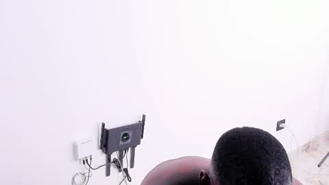 Snapshot of tyron_rulers chatting on July 2, 2:23 pm Dvid Rullers online show from July 2, 2:23 pm