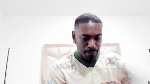 Snapshot of tyron_rulers chatting on July 22, 12:46 am Dvid Rullers online show from July 22, 12:46 am