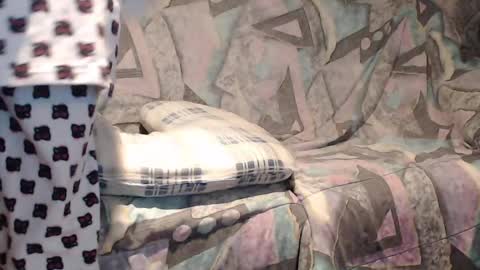 Snapshot of tyson2525 chatting on January 4, 5:27 am Helena and Tyson online show from January 4, 5:27 am