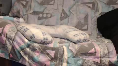 Snapshot of tyson2525 chatting on November 22, 5:06 am Helena and Tyson online show from November 22, 5:06 am