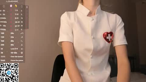 Snapshot of tyty_pupu chatting on September 18, 5:15 pm Christine 3 Next broadcast tomorrow at 2100 GMT 5 online show from September 18, 5:15 pm