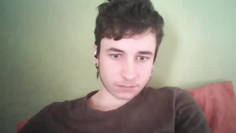 Snapshot of ubi_needra chatting on February 28, 8:53 am ubi online show from February 28, 8:53 am