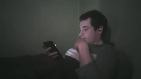 Snapshot of ubi_needra chatting on November 14, 12:04 pm ubi online show from November 14, 12:04 pm