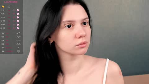 Lili online show from February 7, 7:27 pm