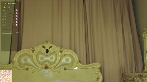 Lili online show from March 1, 9:48 pm