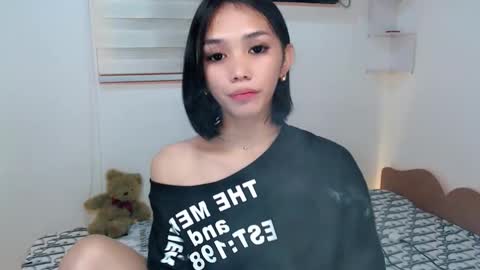 Snapshot of ughliah chatting on October 23, 8:24 am urbbgirl alliah online show from October 23, 8:24 am