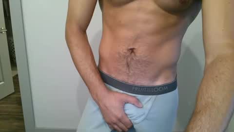 uhhuhyea online show from October 13, 6:41 pm