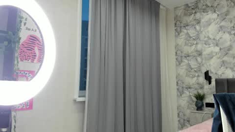 Snapshot of ultima_ma18 chatting on October 31, 12:44 am Melena online show from October 31, 12:44 am