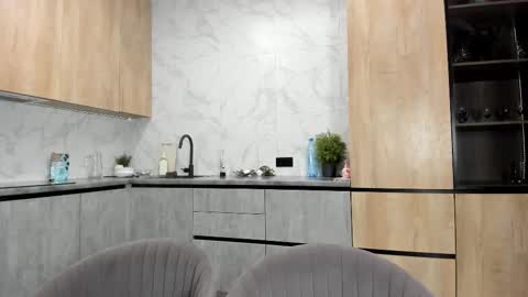 Melena online show from January 18, 1:42 am