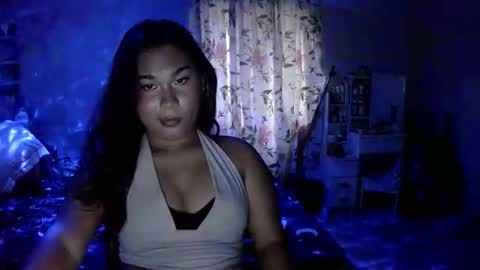 ultimateitgirl online show from September 18, 6:59 am