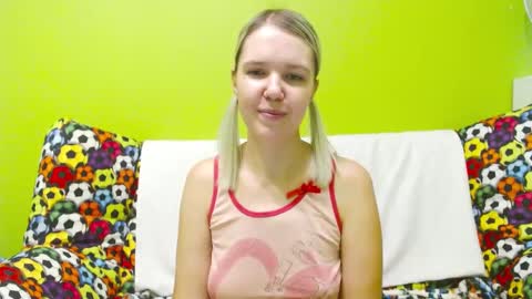 Roxy online show from December 1, 4:29 pm