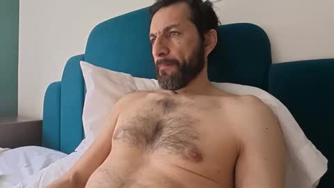 ultratoaster online show from December 4, 6:16 pm