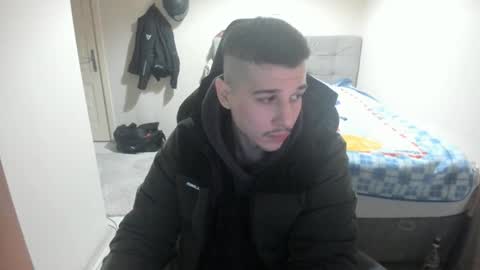 Snapshot of ulxer chatting on February 1, 8:16 pm hi im mike tyson - online show from February 1, 8:16 pm