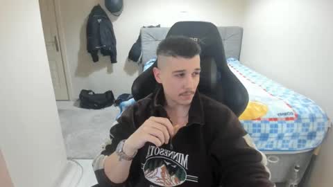 Snapshot of ulxer chatting on February 14, 9:32 pm hi im mike tyson - online show from February 14, 9:32 pm