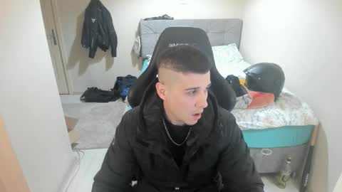 Snapshot of ulxer chatting on March 1, 8:42 pm hi im mike tyson - online show from March 1, 8:42 pm