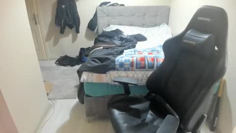 Snapshot of ulxer chatting on March 7, 11:16 pm hi im mike tyson - online show from March 7, 11:16 pm