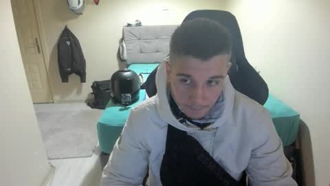 hi im mike tyson -  online show from October 12, 7:02 pm