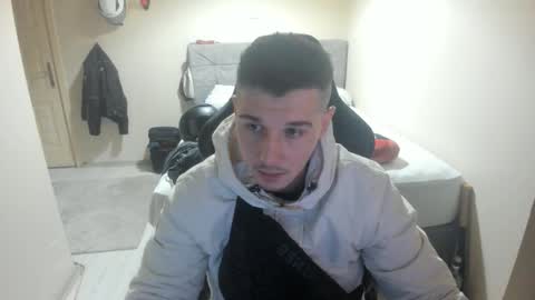 Snapshot of ulxer chatting on November 2, 7:05 pm hi im mike tyson - online show from November 2, 7:05 pm