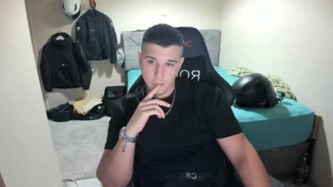 hi im mike tyson -  online show from July 17, 7:08 pm