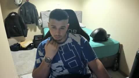 hi im mike tyson -  online show from July 26, 7:43 pm